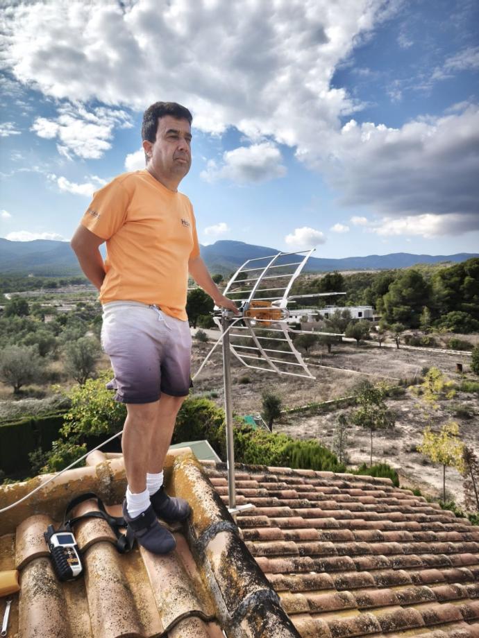 Instaladores de anteans tv en Tibi Finca Terol